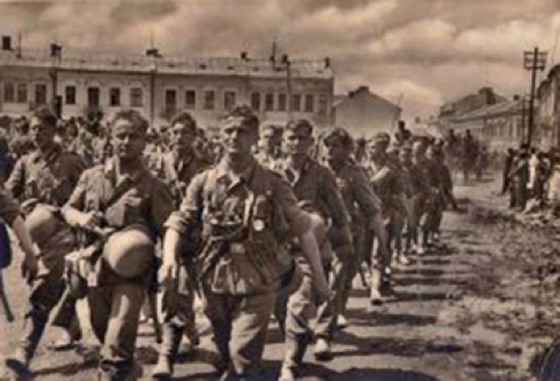 Soldaten marschieren